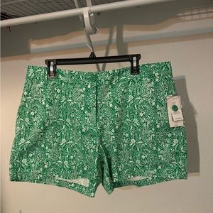 Crown & Ivy Caroline Green and White Paisly Shorts- Size 16